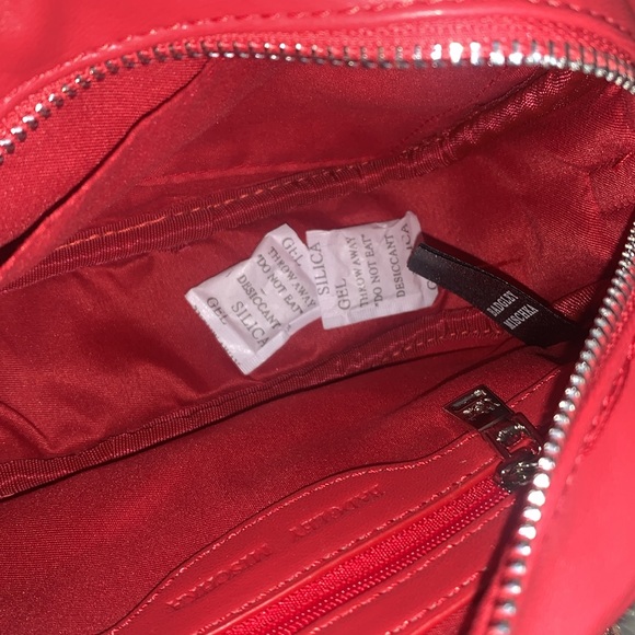 Badgley Mischka NWT Diamond Stitch Quilted Pearl Crossbody - Picture 7 of 7